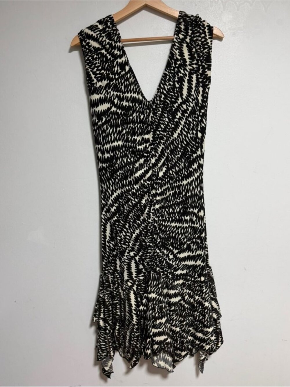Vintage Betsy Johnson Black / Brown & Cream Abstract Handkerchief Dress Large - Picture 6 of 12